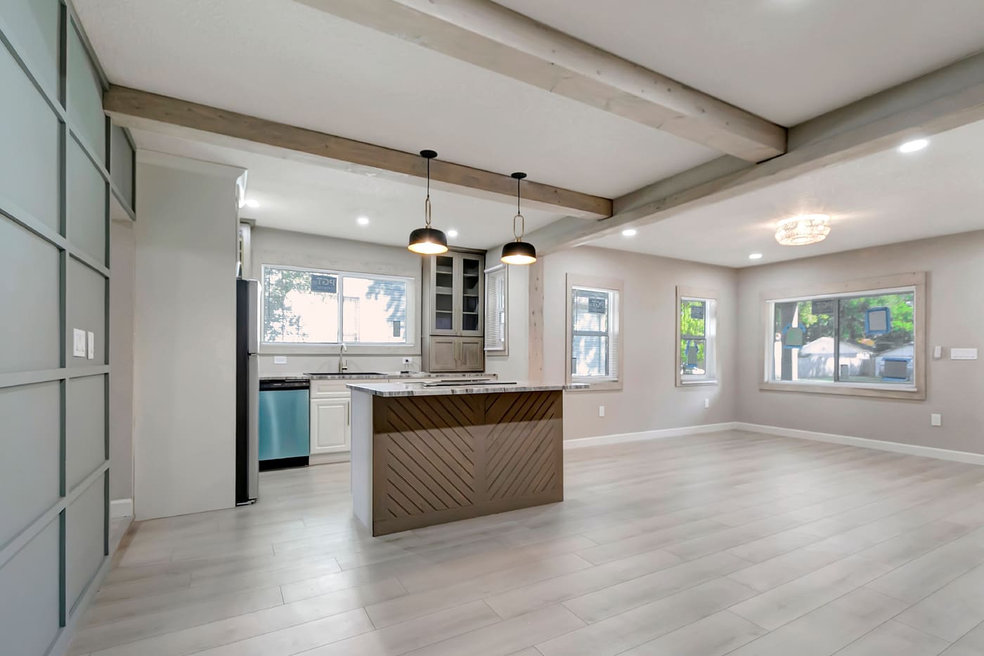 Renovated Tampa Bay interior from the AJDwellings project library